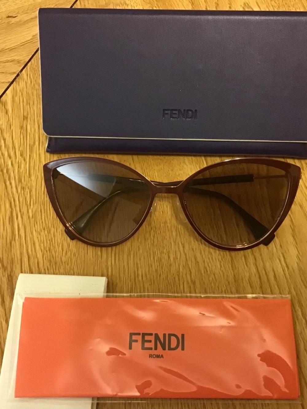 FENDI SUNGLASSES